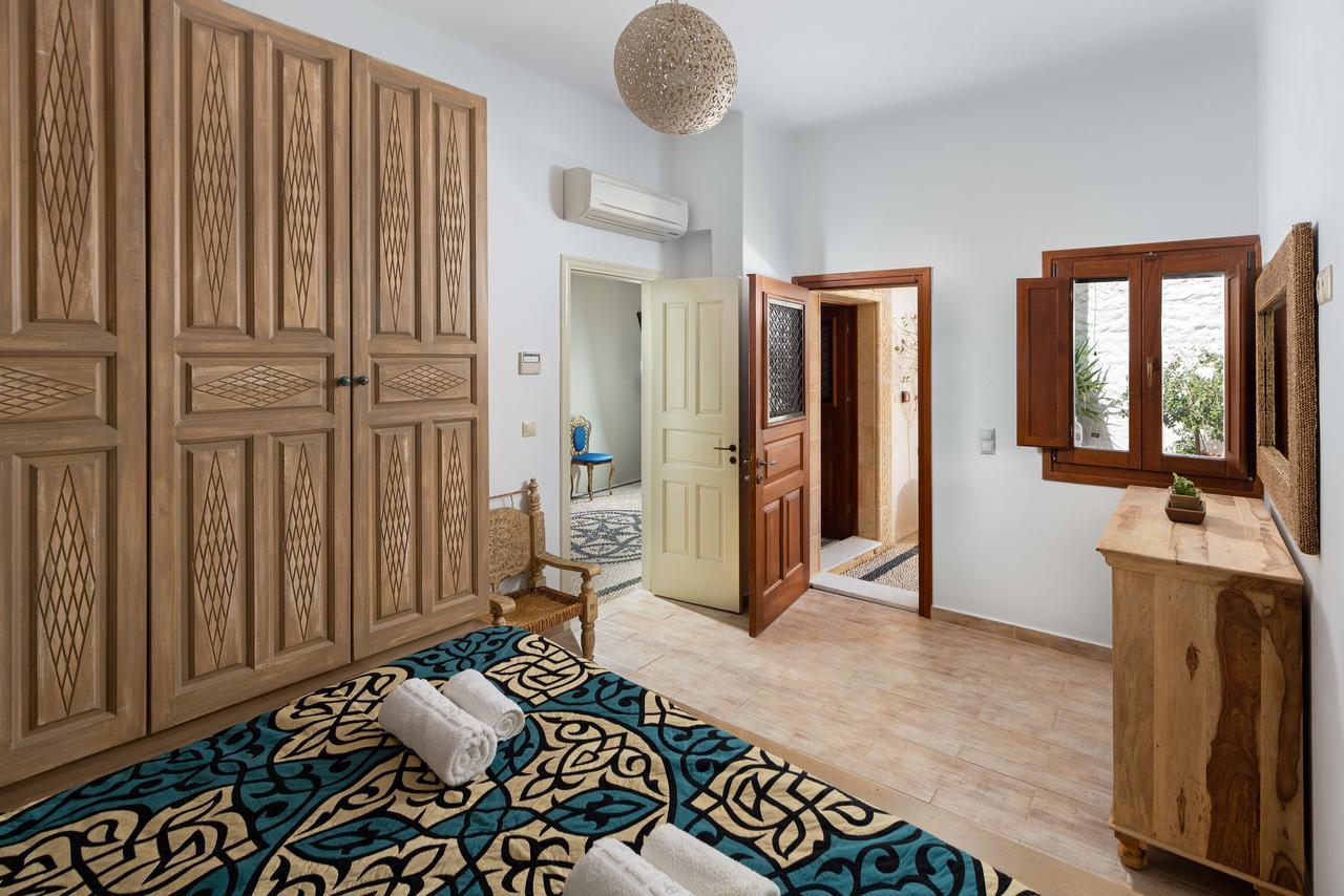 Villa Eleni With Hot Tub And Acropolis View リンドス エクステリア 写真