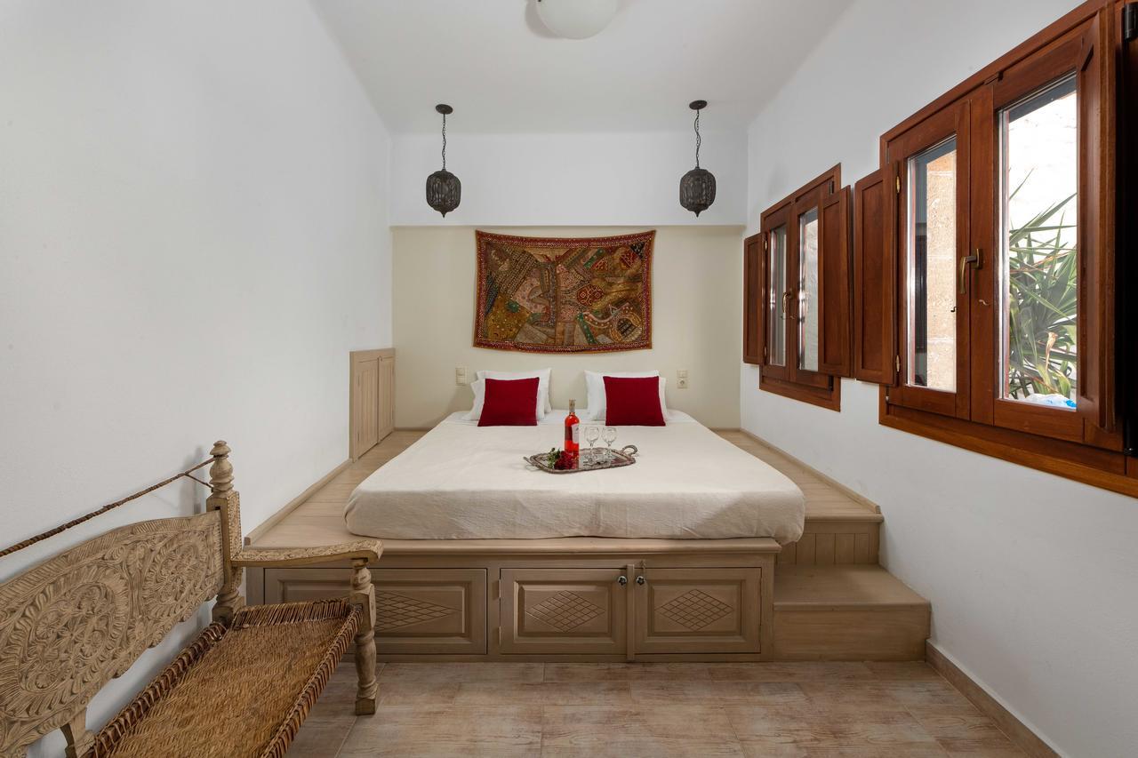Villa Eleni With Hot Tub And Acropolis View リンドス エクステリア 写真